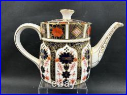 ROYAL CROWN DERBY OLD IMARI 1128(1)7 1/4 TEAPOT 5 CUPPerfect England