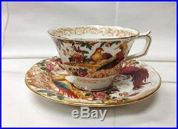 Royal Crown Derby Olde Avesbury Teacup & Saucer Bone China England New