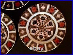 ROYAL CROWN DERBY Old Imari Pattern 1128 Salad Plates 8 1/2 dia. Set of Four