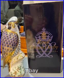 ROYAL CROWN DERBY PEREGRINE FALCON PaperWeight New in the Box