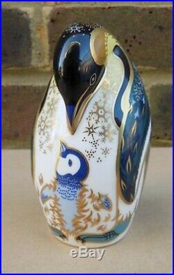 ROYAL CROWN DERBY Penguin Paperweight