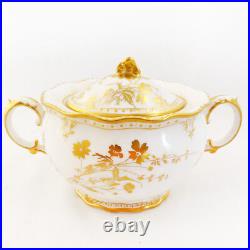 ROYAL CROWN DERBY ROYAL ST JAMES Tea Cup & Saucer NEW NEVER USED made in England