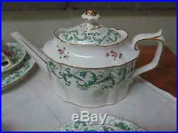 Royal Crown Derby Tea Set 16pcs Vintage
