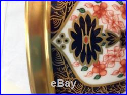 ROYAL CROWN DERBYIMARI PATTERN TUREEN MARK 1128, 22ct GOLD PAINTED by HAND
