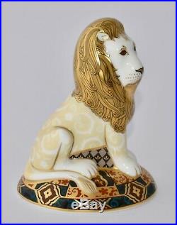 Rare Boxed Limited Edition Royal Crown Derby Paperweight HERALDIC LION Signed