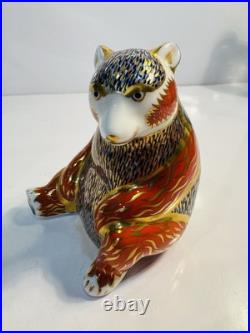 Rare Royal Crown Derby Bone China Handpainted Honey Bear Gold Stopper Perfect