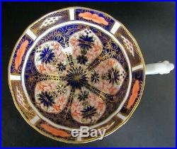 Royal Crown Derby 1128 Old Imari Interior Cabinet Footed Tea Cup & Saucer 1926