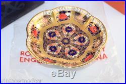 Royal Crown Derby 1128 Old Imari Tray 5 Petal Design + Original Box, Mint