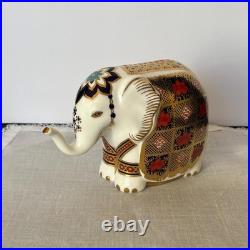 Royal Crown Derby 1996 Imari style elephant paperweight/figurine with gold stopper