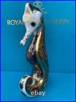 Royal Crown Derby 1st Quality Imari Solid Gold Band Seahorse Paperweight