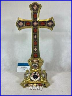 Royal Crown Derby 1st Quality Old Imari Solid Gold Band 14 Cross