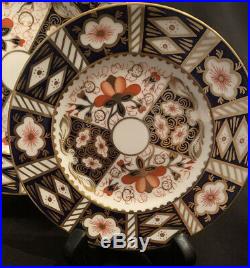 Royal Crown Derby 2451 Traditional Imari 5 Piece Place Setting BEAUTIFUL