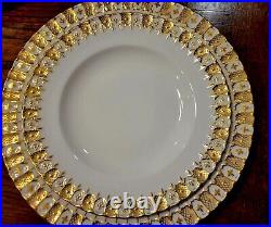 Royal Crown Derby 60 Pc 12 Set Heraldic Gold Dinner Plates Cups And Saucers HTF