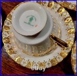 Royal Crown Derby 60 Pc 12 Set Heraldic Gold Dinner Plates Cups And Saucers HTF