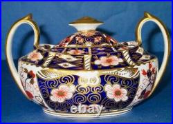 Royal Crown Derby Antique IMARI Cream & Sugar Set made in 1933