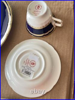 Royal Crown Derby Ashbourne Dinner Plate 5 Piece Setting Store Display