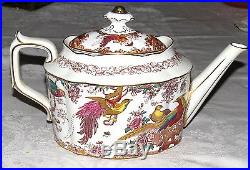 Royal Crown Derby Avesbury Large Teapot & Lid