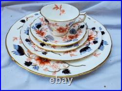 Royal Crown Derby BEAUMONT A569 5 pc Place Setting, England Made, Mint Cond