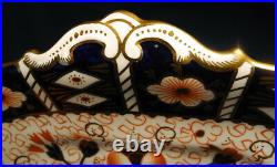 Royal Crown Derby Bone China England Traditional Imari Old 2451 Cake Plate