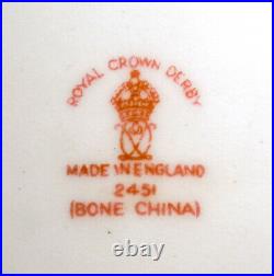 Royal Crown Derby Bone China England Traditional Imari Old 2451 Cake Plate