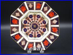 Royal Crown Derby Bone China Old Imari 9 Octagonal Luncheon Plate #1128