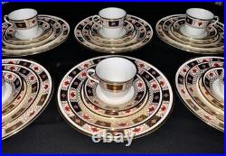 Royal Crown Derby Border Bone China (30pc) 6 X 5 Pc Settings / England
