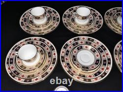 Royal Crown Derby Border Bone China (30pc) 6 X 5 Pc Settings / England