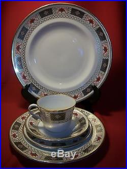 Royal Crown Derby DERBY BORDER 5 Piece Place Setting! FREE SHIPPING
