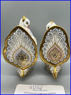 Royal Crown Derby Diamond Jubilee Pair of Dove Paperweights Limited Ed In Box