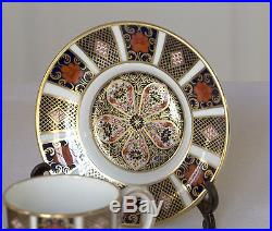 Royal Crown Derby England IMARI Tea Pot, Teacups and Platese