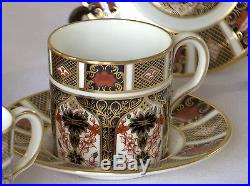 Royal Crown Derby England IMARI Tea Pot, Teacups and Platese