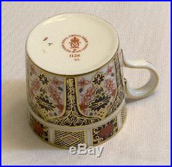 Royal Crown Derby England IMARI Tea Pot, Teacups and Platese