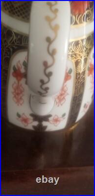 Royal Crown Derby England Old Imari 1128 Bone China Creamer Milk Jug