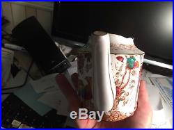 Royal Crown Derby English Bone China teapot Olde Avesbury with lid nice