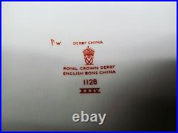 Royal Crown Derby Fine Bone China Old Imari 1128 Square Dresser Box