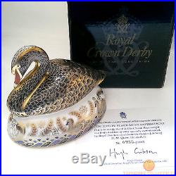 Royal Crown Derby GOLDEN JUBILEE BLACK SWAN Paperweight Ltd Ed 2002 Boxed + COA