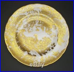 Royal Crown Derby Gold Aves Salad Plate 8 1/2 England Excellent