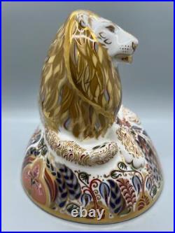 Royal Crown Derby Heraldic Lion Imari Paperweight Collection with Box