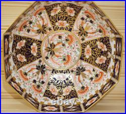 Royal Crown Derby IMARI Octagon Serving Bowl, 7 3/8 x 3 1/8 1922 (S13)