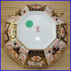 Royal Crown Derby IMARI Octagon Serving Bowl, 7 3/8 x 3 1/8 1922 (S13)