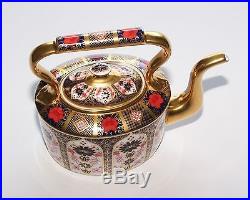 Royal Crown Derby, Imari 1128, Kettle, Solid Gold Band