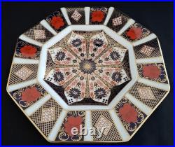 Royal Crown Derby Imari #1128 Octagonal 22.5cm Plate C1990