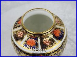 Royal Crown Derby Imari 1128 Vase And Cover Date C1900