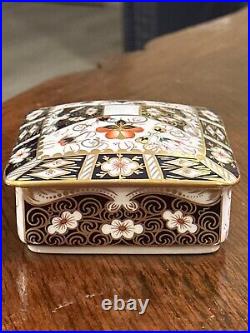 Royal Crown Derby Imari 2451- Trinket Cigarette Box & Lid FREE USA SHIPPING