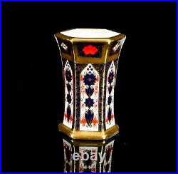 Royal Crown Derby Japanese Old Imari 1128 Solid Gold Band Hexagonal Spill Vase