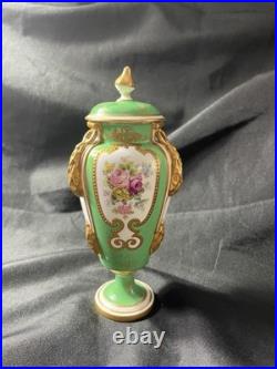 Royal Crown Derby Lidded Urn 7.25
