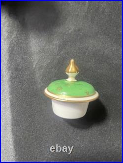 Royal Crown Derby Lidded Urn 7.25