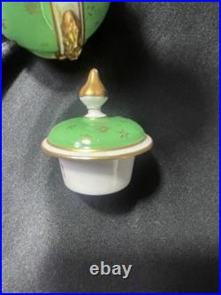Royal Crown Derby Lidded Urn 7.25