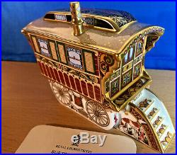 Royal Crown Derby Limited Edition Burton Wagon Gypsy Caravan Paperweight Gold