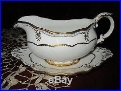 Royal Crown Derby Lombardy Gravy Boat & Under Plate Stand Perfect! England
